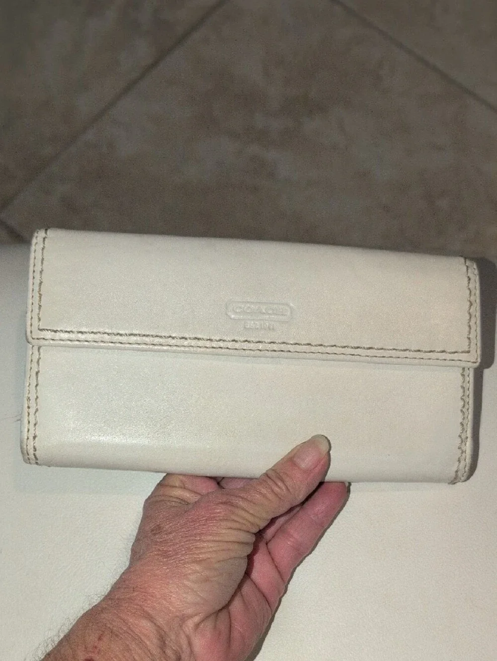 Coach Cream Leather Turnlock Wallet with Silver Hardware